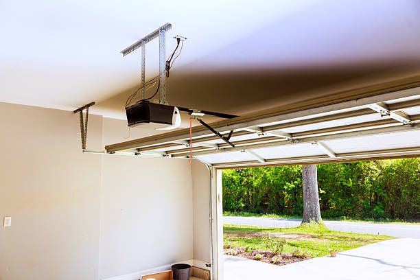 Top rated local Garage Door Panel Replacement specialists in Spring Valley, NV